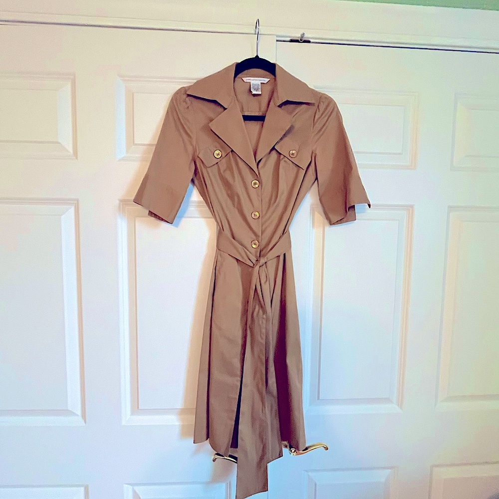 Diane Von Furstenburg Trench Dress. Size 2